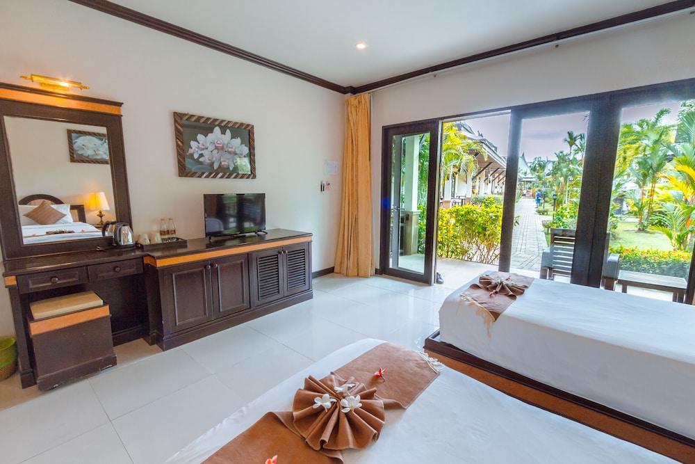 Airport Resort Phuket Nai Yang-stranden Eksteriør billede