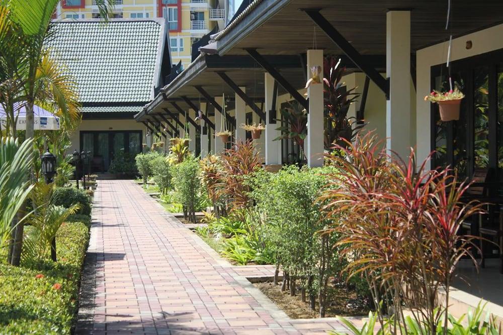 Airport Resort Phuket Nai Yang-stranden Eksteriør billede