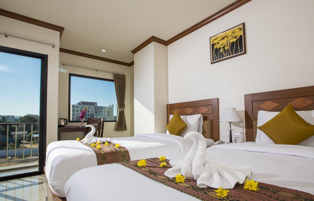 Airport Resort Phuket Nai Yang-stranden Eksteriør billede