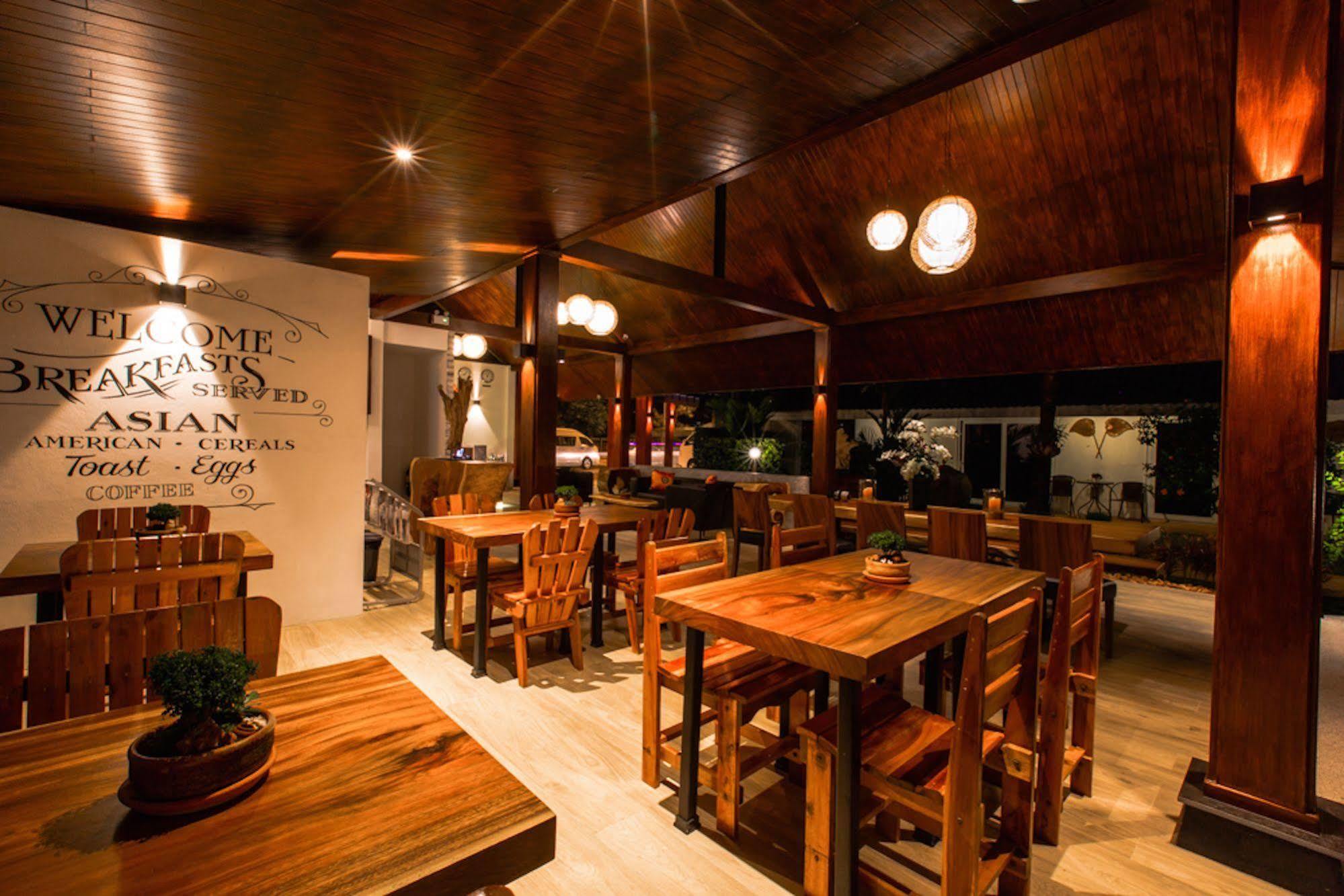 Airport Resort Phuket Nai Yang-stranden Eksteriør billede